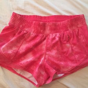 Multicolored lululemon short